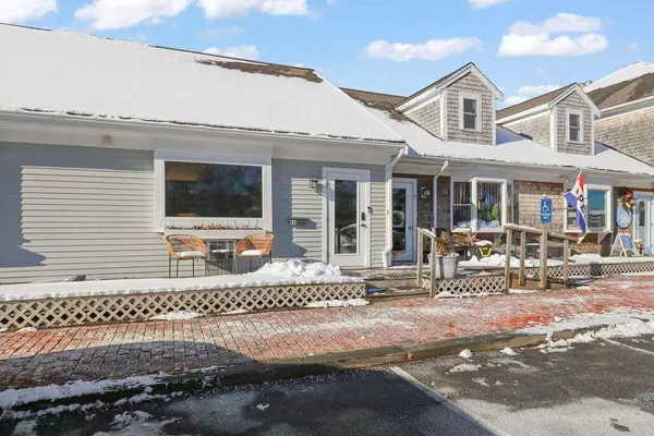 6 Merchants Road #B8, Sandwich, MA 02563