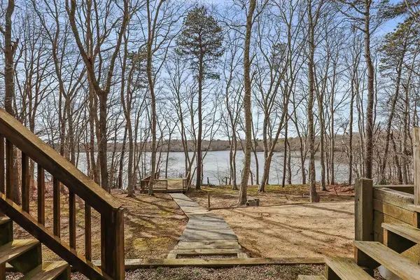 75 Edgewater Road, Mashpee, MA 02649
