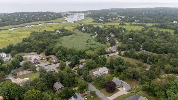 10 Briarfield Road, South Dennis, MA 02660