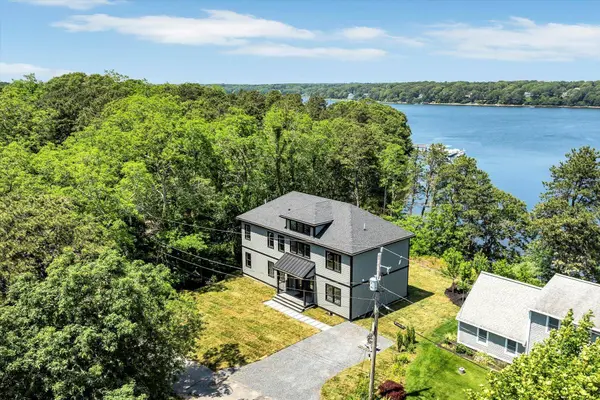 2 Buttercup Lane, South Yarmouth, MA 02664