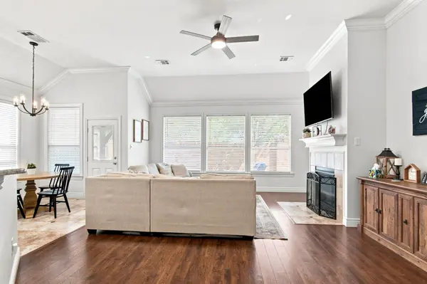 629 Wyndham Cir, Keller, TX 76248-8281