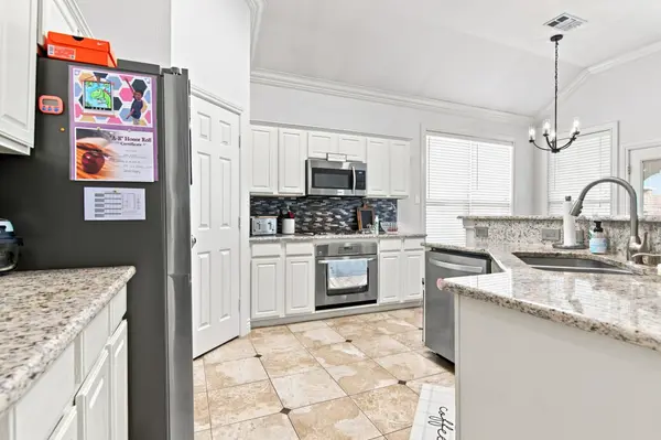 629 Wyndham Cir, Keller, TX 76248-8281