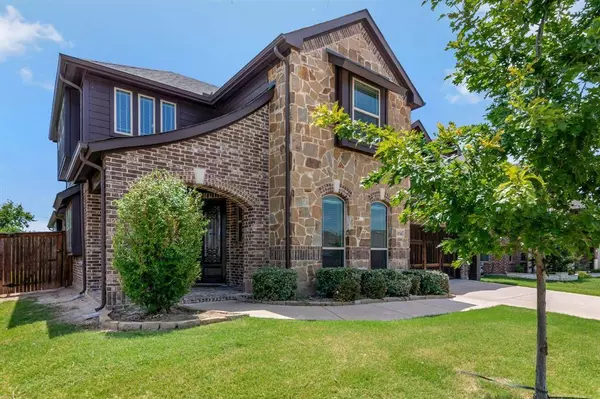 11516 Colonial Trace Road, Fort Worth, TX 76244