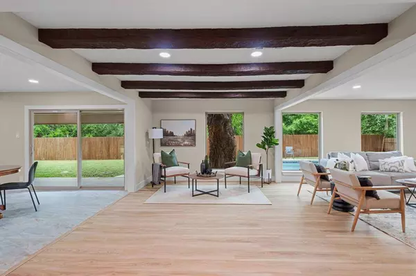 532 Holder Drive, Hurst, TX 76053