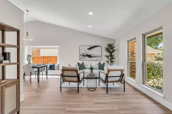 2602 Kayli Lane, Euless, TX 76039