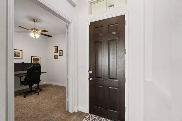 608 Ranchwood Drive, Justin, TX 76247