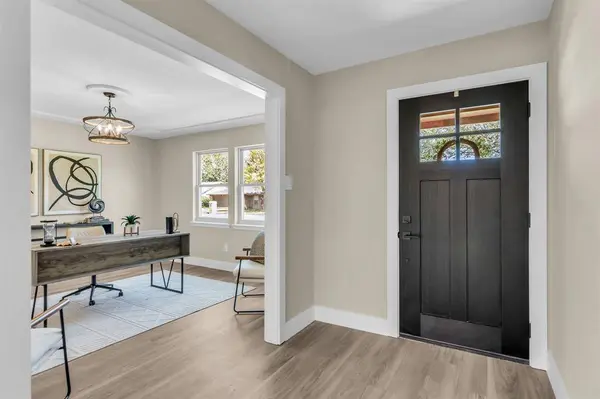 5529 Wood View Street, North Richland Hills, TX 76180