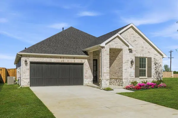 2020 Beeflower Street, Celina, TX 75009