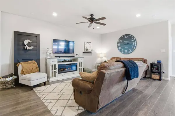 10201 Saltbrush Street, Fort Worth, TX 76177