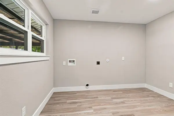 508 Oak Park Drive, Hurst, TX 76053