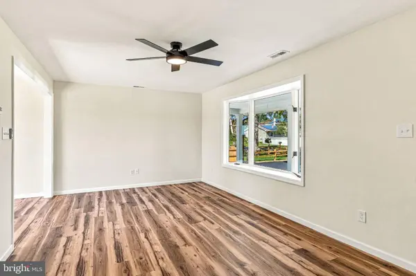 107 LOUIS DR, Vineland, NJ 08360