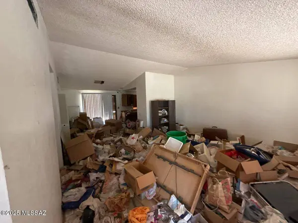 2630 W Vereda Verde, Tucson, AZ 85746