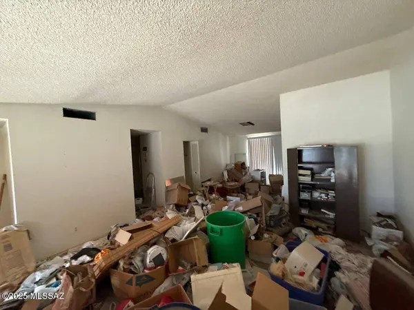 2630 W Vereda Verde, Tucson, AZ 85746