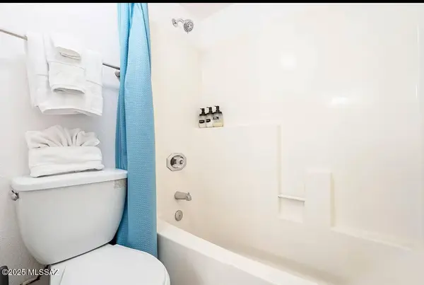 1745 E Glenn Street #114, Tucson, AZ 85719