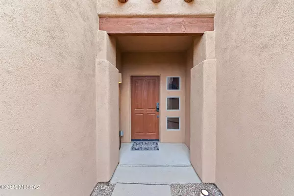 410 N Arcon CourtE, Tucson, AZ 85748