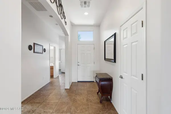 6769 W Fishermans Drive, Tucson, AZ 85757