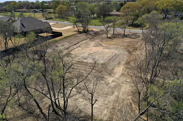 307 Ridgeview Road, Sherman, TX 75092