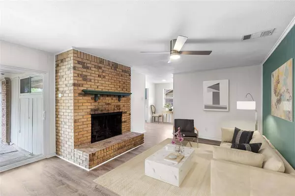 613 Bradfield Drive, Garland, TX 75042