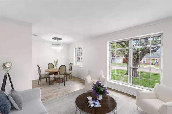 613 Bradfield Drive, Garland, TX 75042