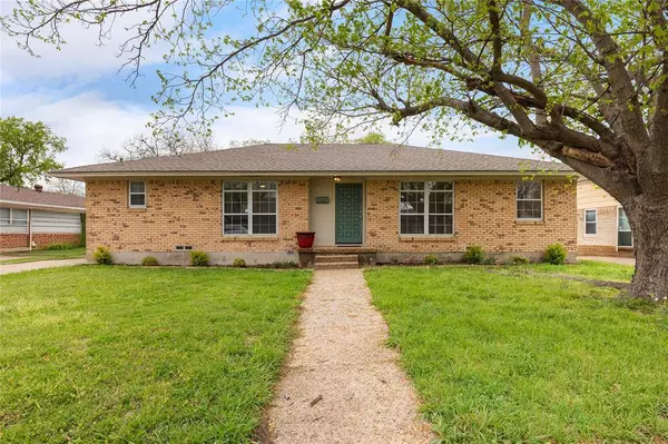 613 Bradfield Drive, Garland, TX 75042