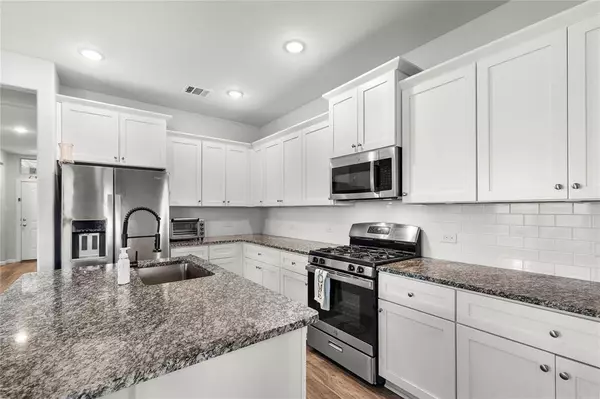 517 Williams Way, Van Alstyne, TX 75495