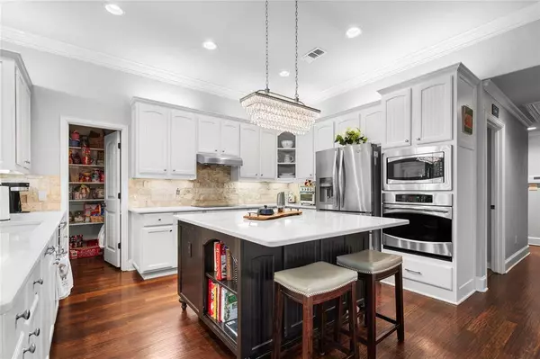 3042 Preston Club Drive, Sherman, TX 75092