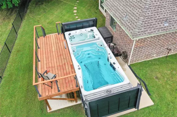 3042 Preston Club Drive, Sherman, TX 75092