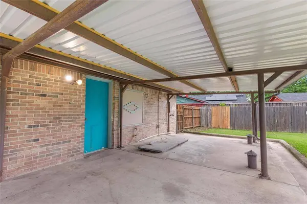 3209 N Calais Street, Sherman, TX 75090