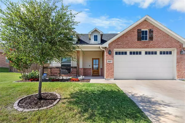 3201 Sandstone Drive, Sherman, TX 75092