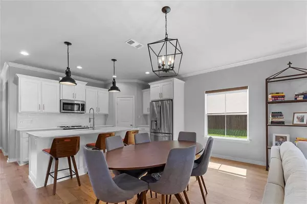 3201 Sandstone Drive, Sherman, TX 75092