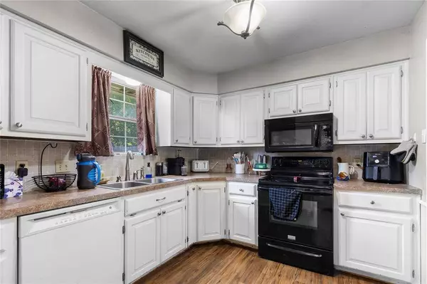 746 S Valentine Drive, Sherman, TX 75090