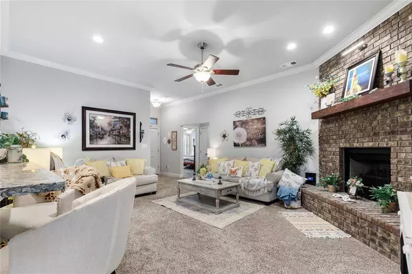 3016 Loy Lake Road, Denison, TX 75020