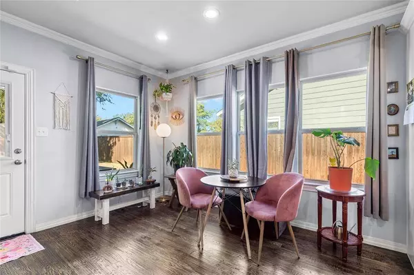 810 N Walnut Street, Sherman, TX 75090