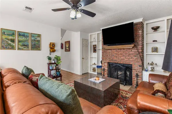 1006 W Washington Street, Sherman, TX 75092