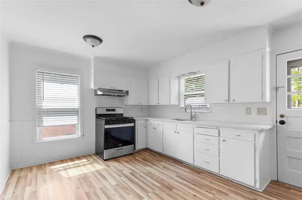 1015 W Sycamore Street, Sherman, TX 75092
