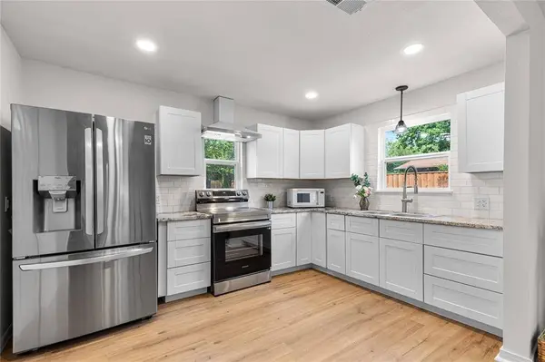 1402 N Brents Avenue, Sherman, TX 75090