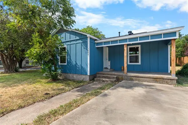 1402 N Brents Avenue, Sherman, TX 75090