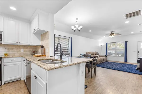 1031 W Gandy Street, Denison, TX 75020