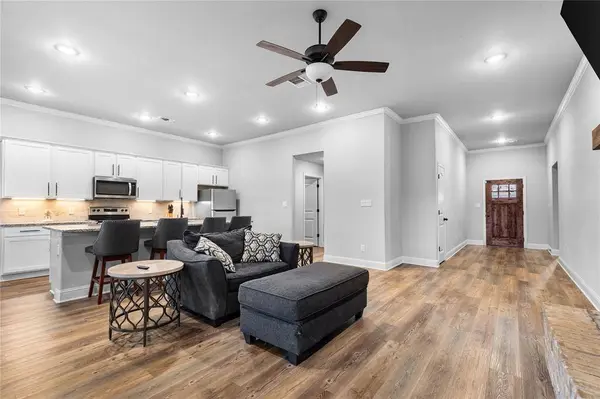2112 Ajay, Sherman, TX 75092