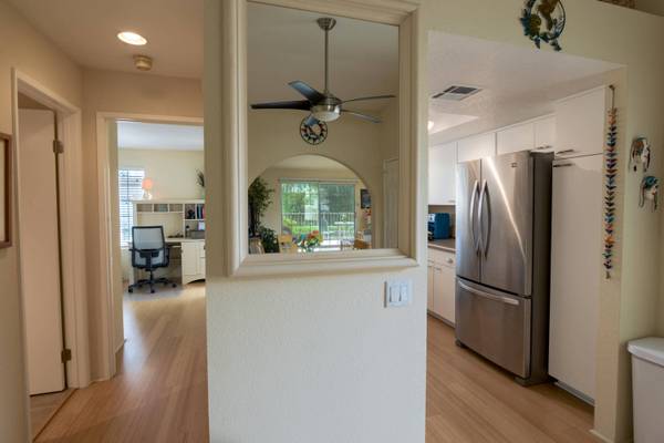 2001 E Camino Parocela #L82, Palm Springs, CA 92264