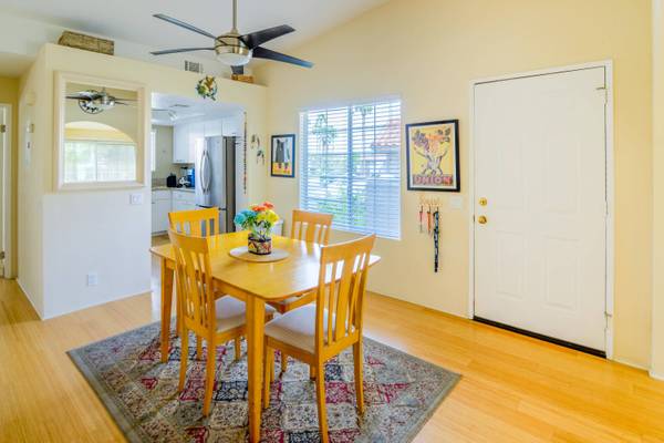 2001 E Camino Parocela #L82, Palm Springs, CA 92264