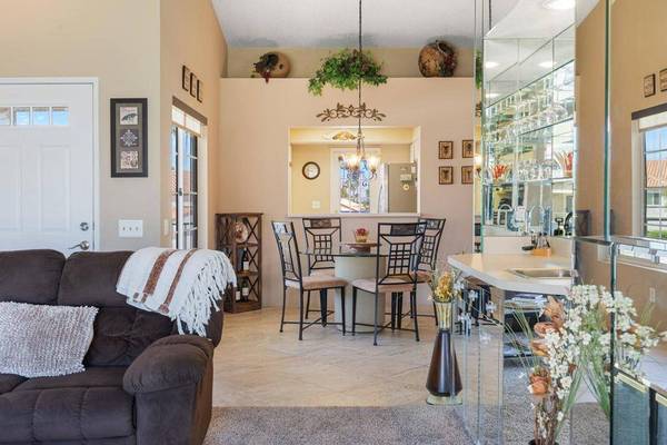 265 Desert Falls DR E, Palm Desert, CA 92211