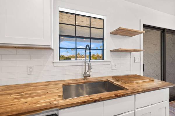 5300 E Waverly DR #K4, Palm Springs, CA 92264