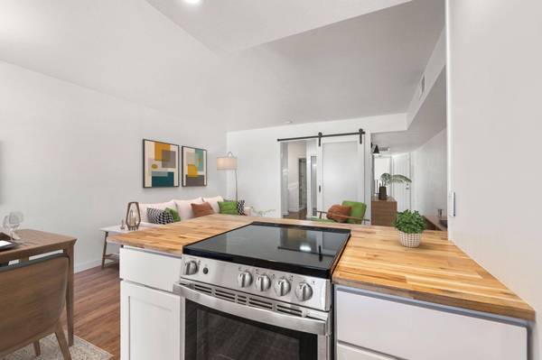 5300 E Waverly DR #K4, Palm Springs, CA 92264