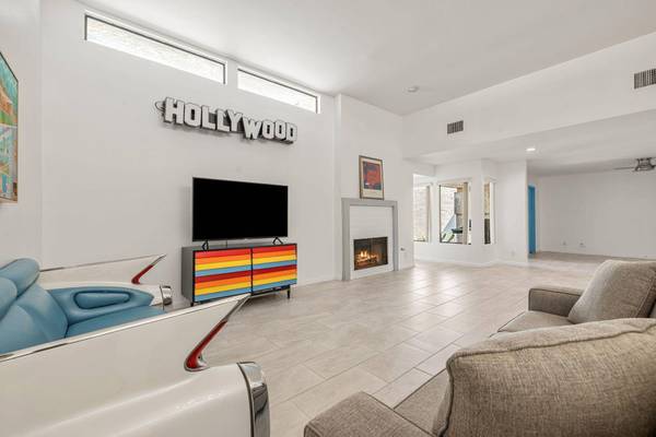 1541 S Cerritos DR, Palm Springs, CA 92264