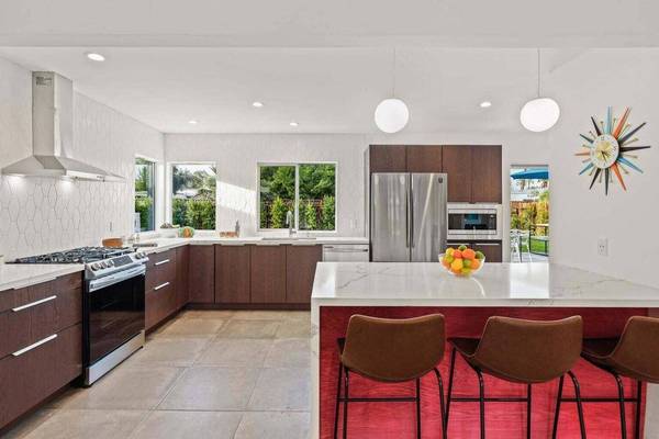 70170 Sun Valley DR, Rancho Mirage, CA 92270