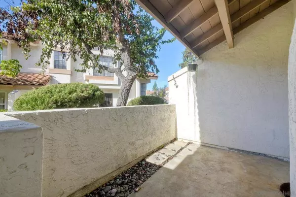 1651 S S Juniper St #46, Escondido, CA 92025