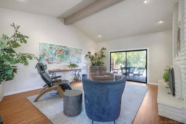 Escondido, CA 92025