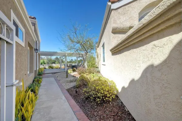 15582 Walton Heath, San Diego, CA 92128