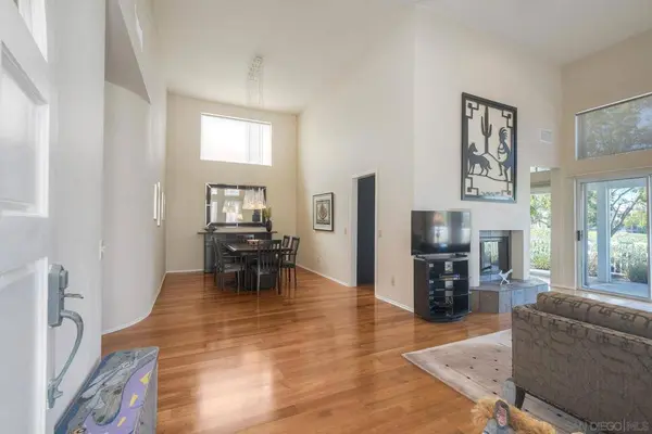 15582 Walton Heath, San Diego, CA 92128